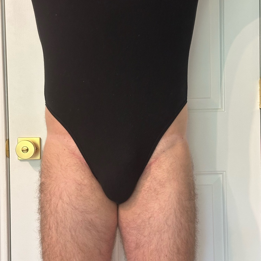 J.J. Malibu Black Long Sleeve Bodysuit - Picture 2 of 3